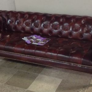 Tufted classical sofa